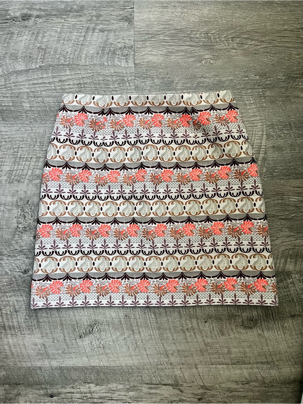 LOFT Coral and Cream Patterned Jacquard Mini Skirt